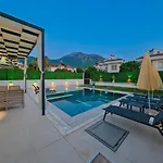 Βίλα Detached With Private Pool - Oludeniz, *