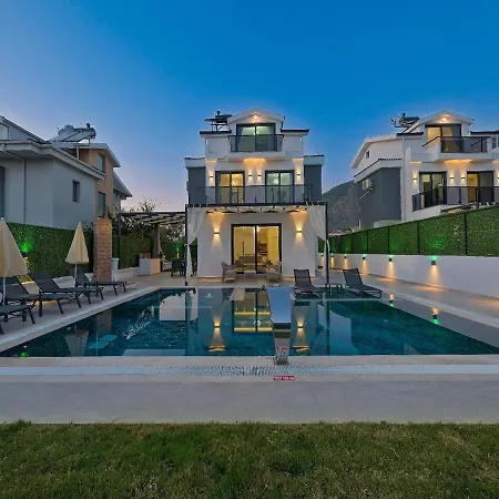 Detached With Private Pool - Oludeniz, וילה