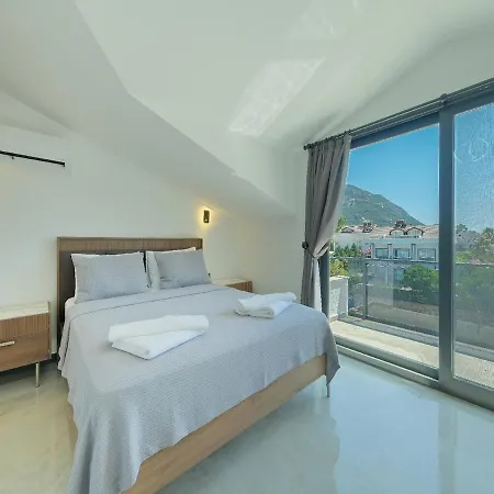 Detached With Private Pool - Oludeniz, פאטהיה